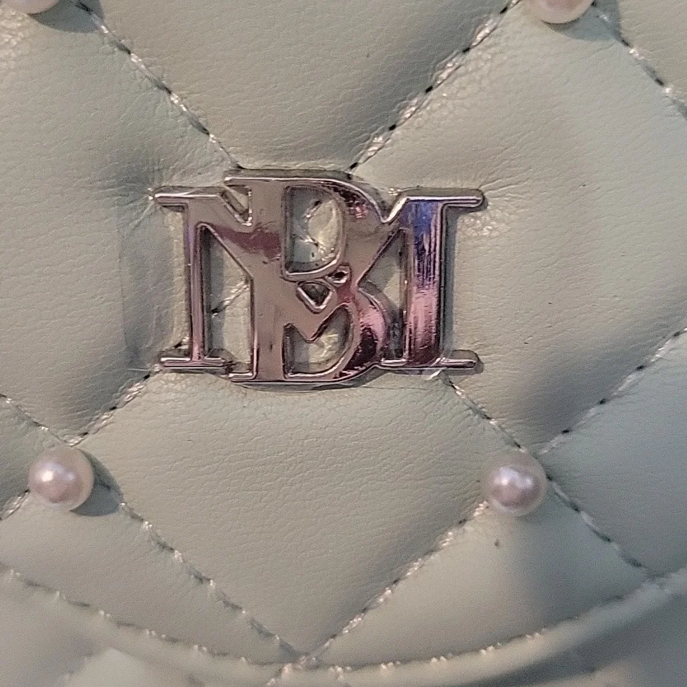 Badgley Mischka Mint Quilted Phone Case Crossbody - Picture 4 of 7